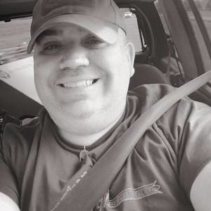 Meet your Posher, Atilio